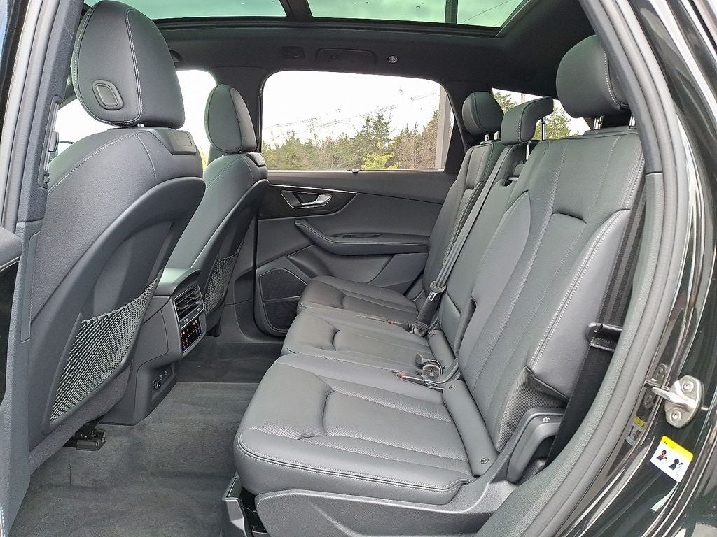 2025 Audi Q7 45 Premium Plus quattro