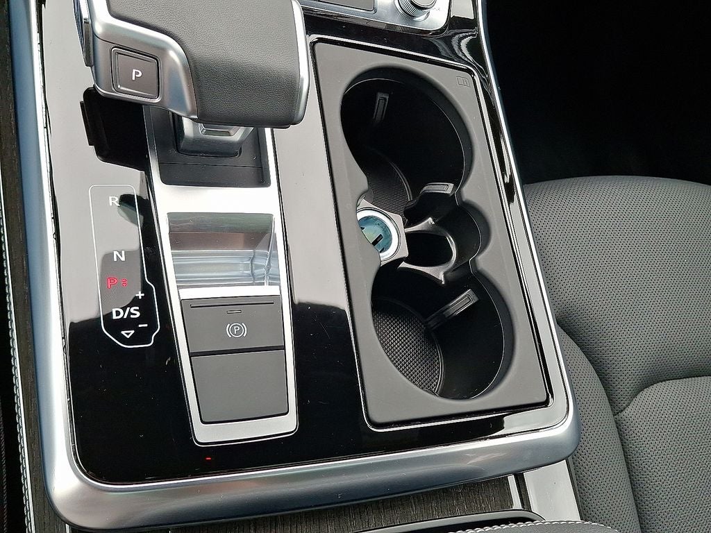 2025 Audi Q7 45 Premium Plus quattro