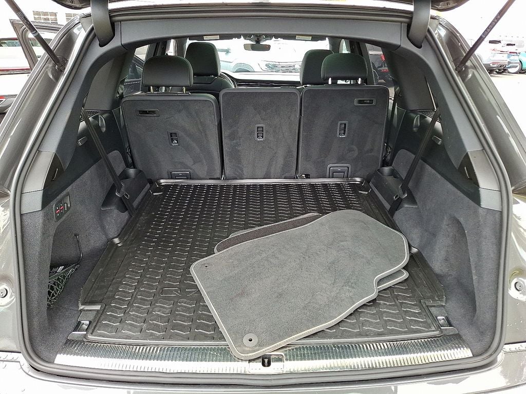 2025 Audi Q7 55 Premium Plus quattro