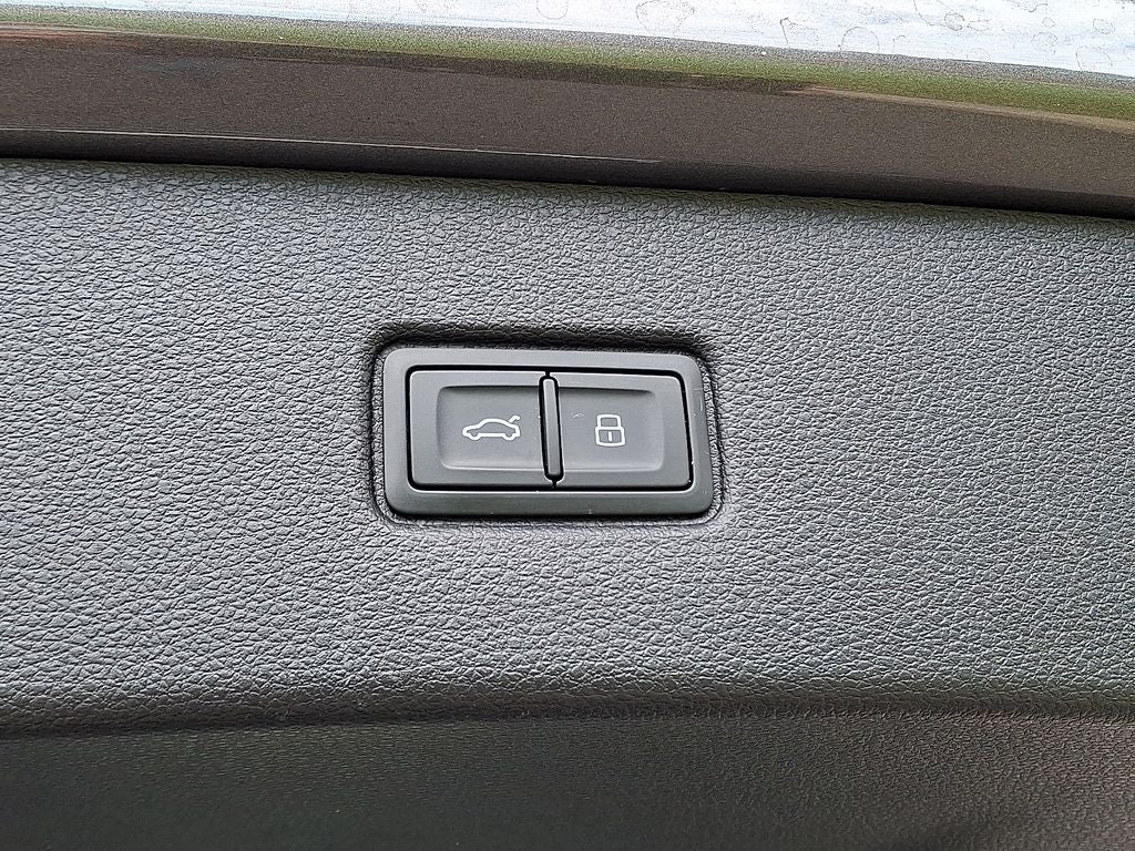 2025 Audi Q7 55 Premium Plus quattro