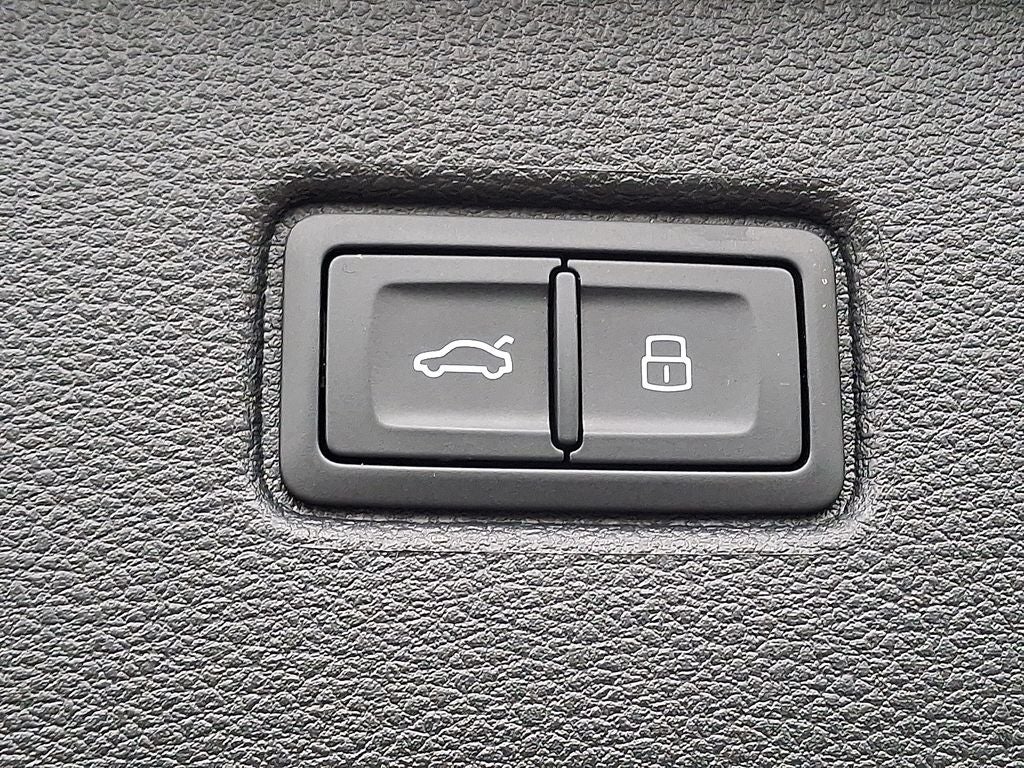 2025 Audi Q7 55 Premium Plus quattro