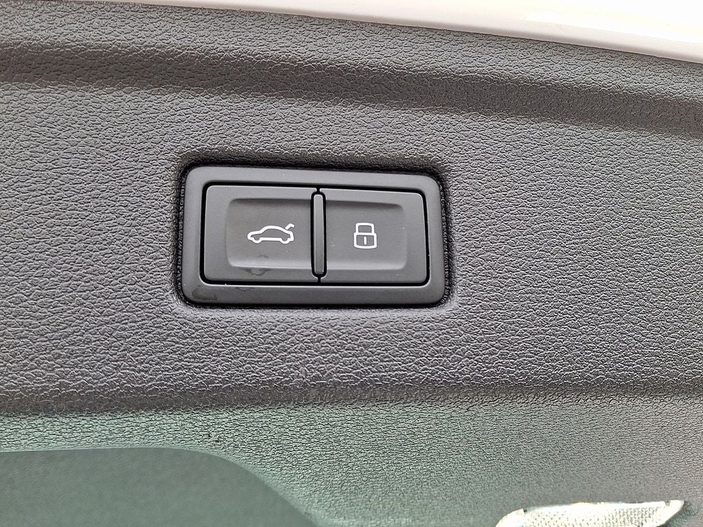 2025 Audi A5 Sportback 45 S line Premium Plus quattro