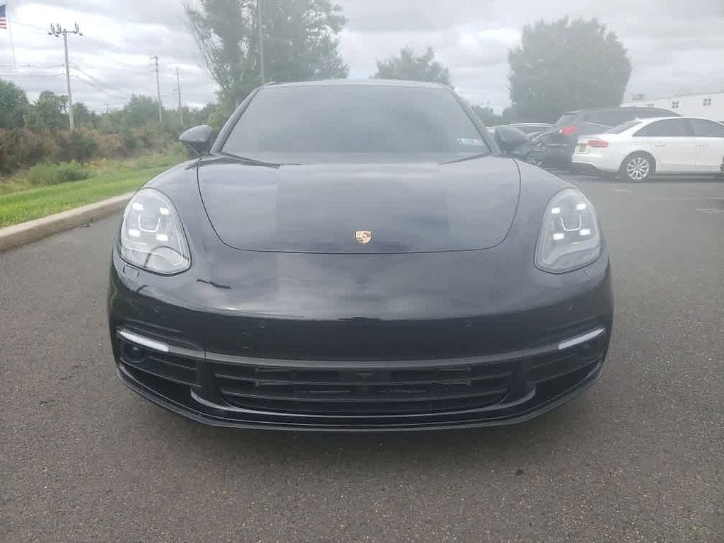 2018 Porsche Panamera 4