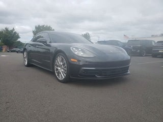 2018 Porsche Panamera 4