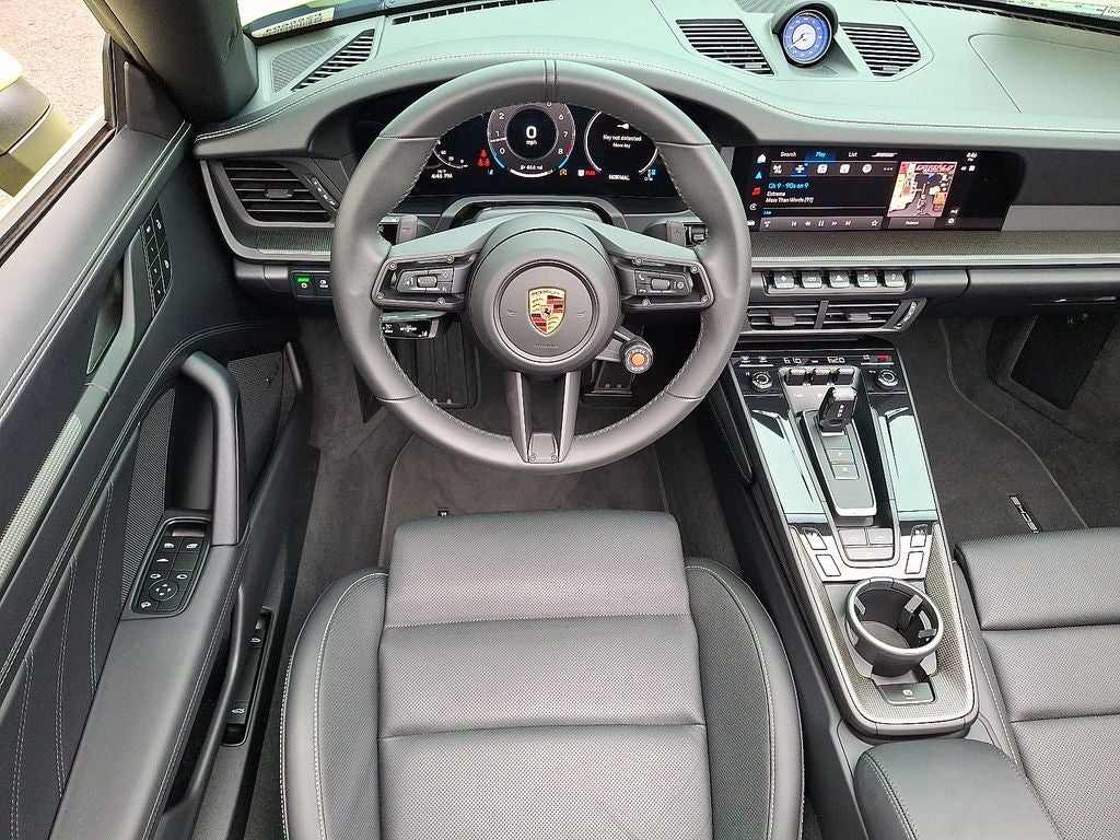 2025 Porsche 911 Carrera