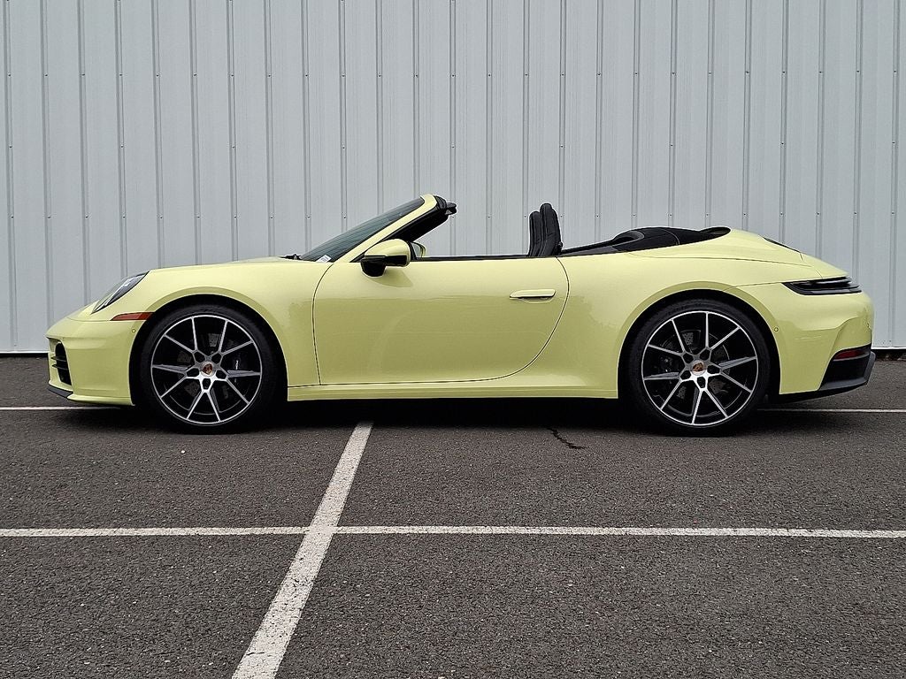 2025 Porsche 911 Carrera