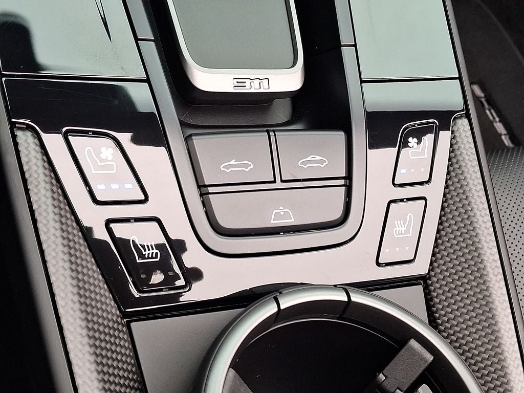 2025 Porsche 911 Carrera