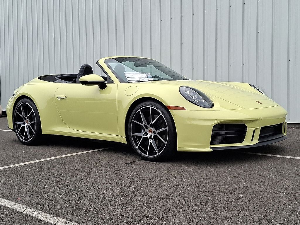 2025 Porsche 911 Carrera