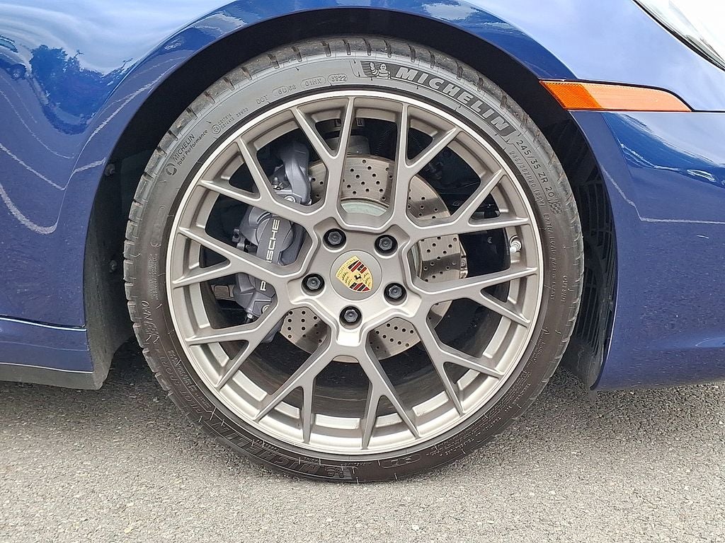 2023 Porsche 911 Carrera