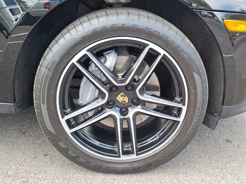 2021 Porsche Macan Base