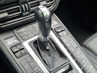 2021 Porsche Macan Base