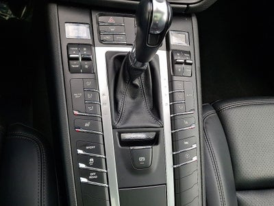 2021 Porsche Macan Base