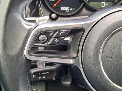 2021 Porsche Macan Base