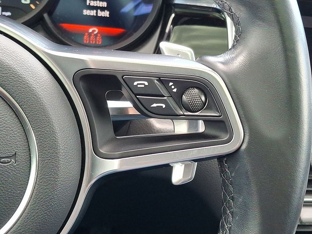 2021 Porsche Macan Base