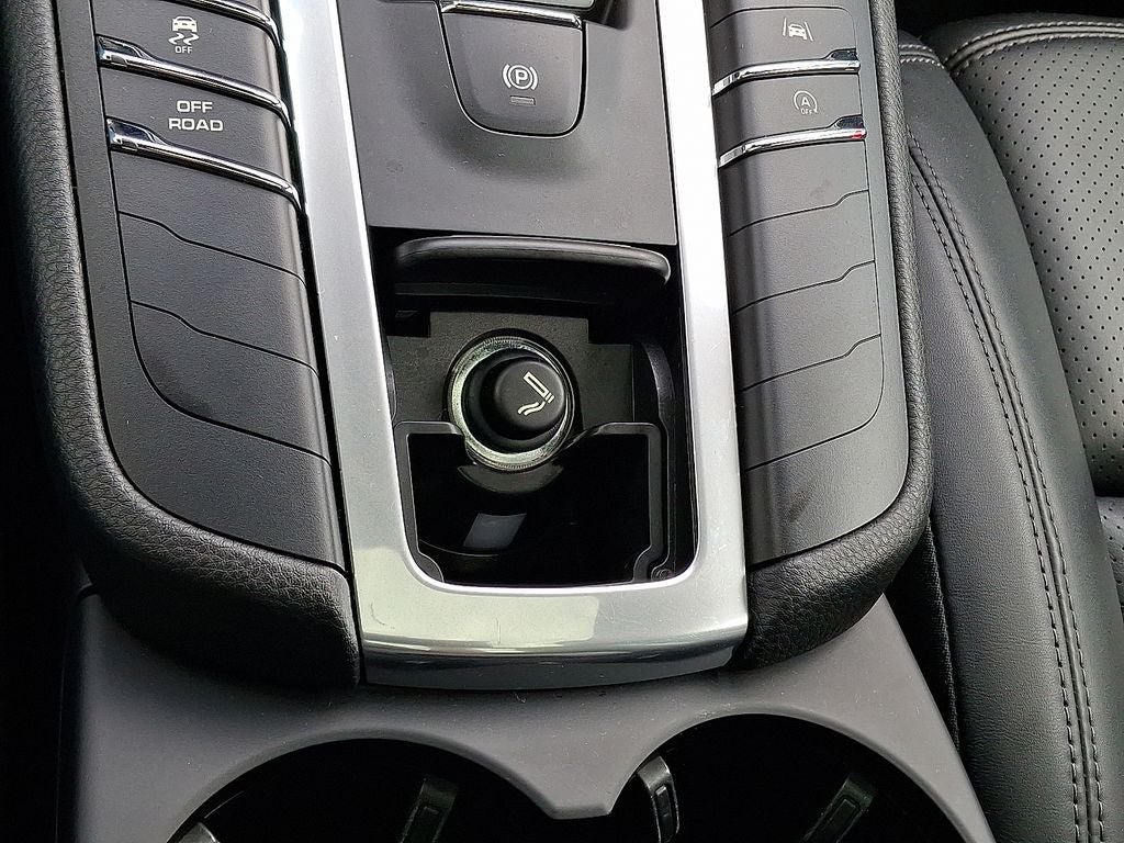 2021 Porsche Macan Base