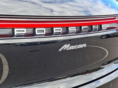 2021 Porsche Macan Base