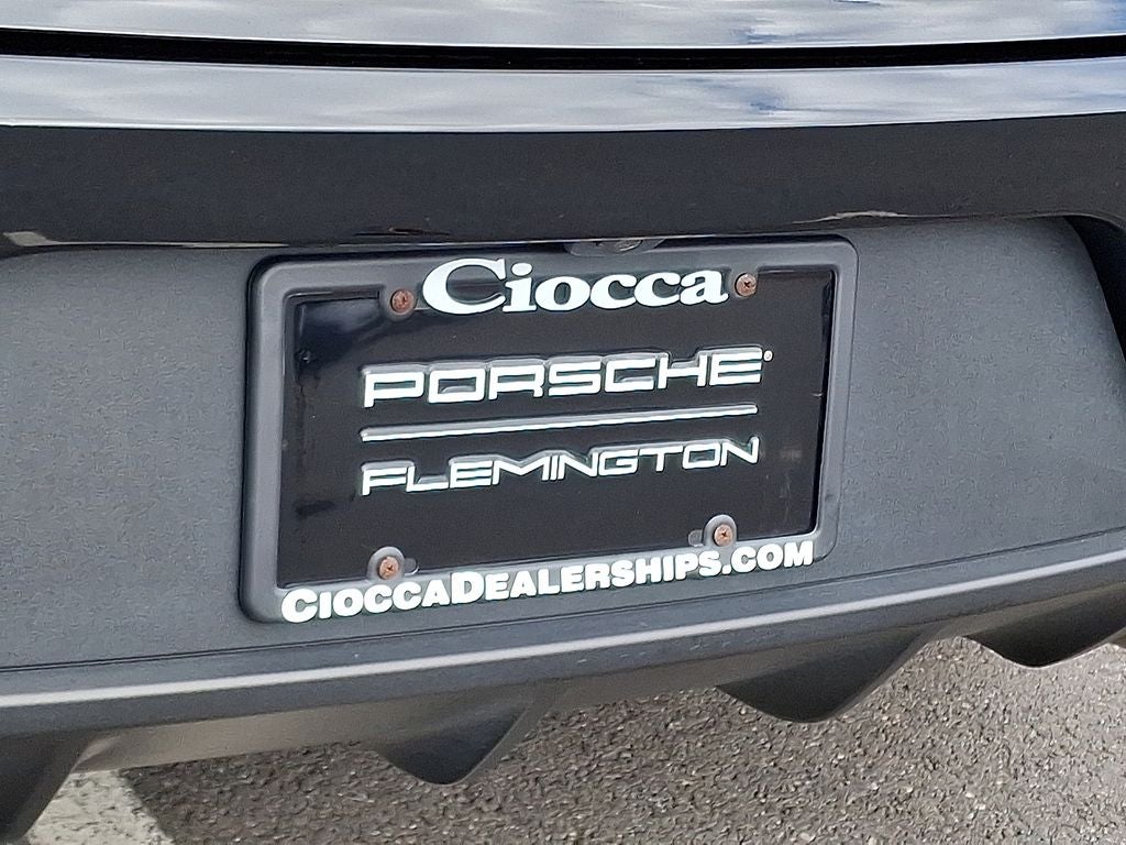 2021 Porsche Macan Base