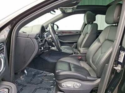 2021 Porsche Macan Base