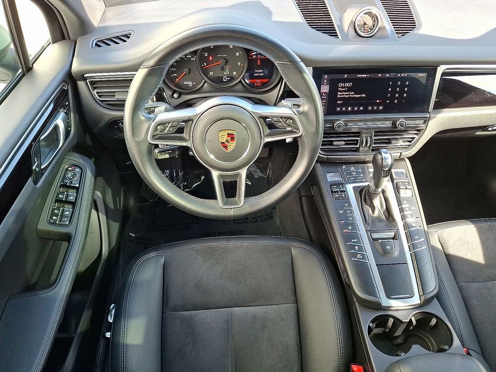 2021 Porsche Macan Base