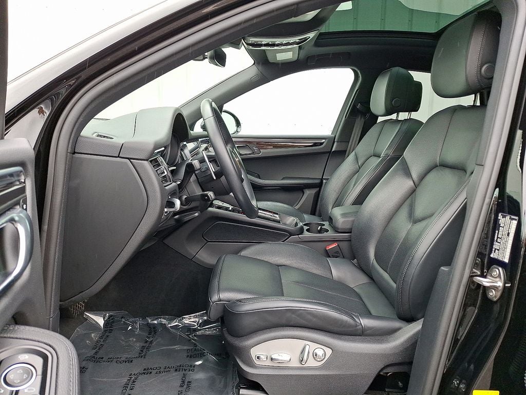 2023 Porsche Macan S