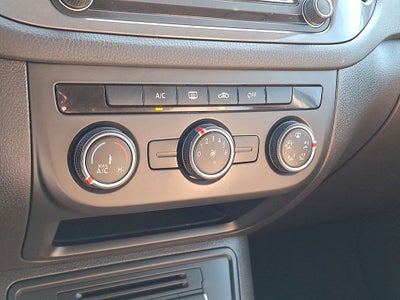 2018 Volkswagen Tiguan Limited 2.0T 4Motion