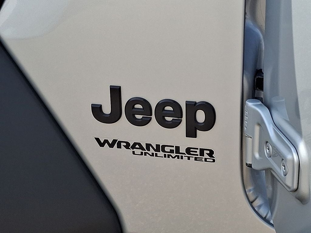 2022 Jeep Wrangler Unlimited Willys