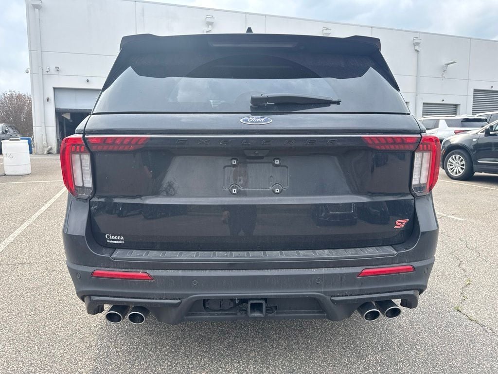 2025 Ford Explorer ST