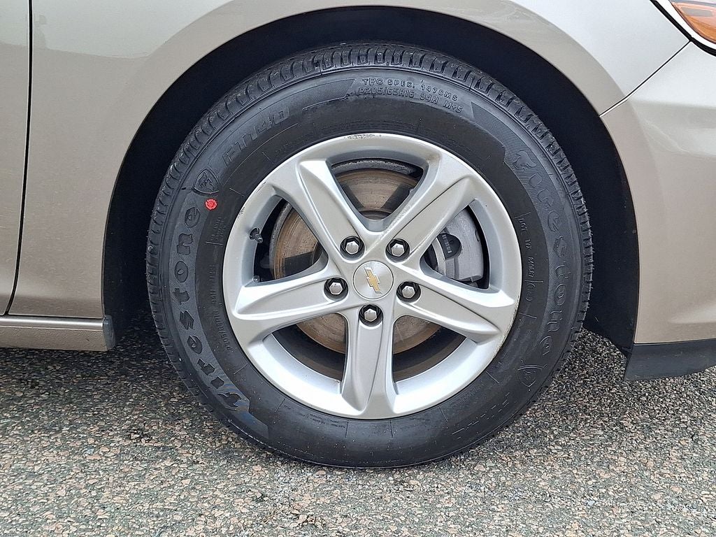 2022 Chevrolet Malibu LS 1LS