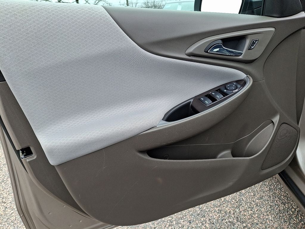 2022 Chevrolet Malibu LS 1LS