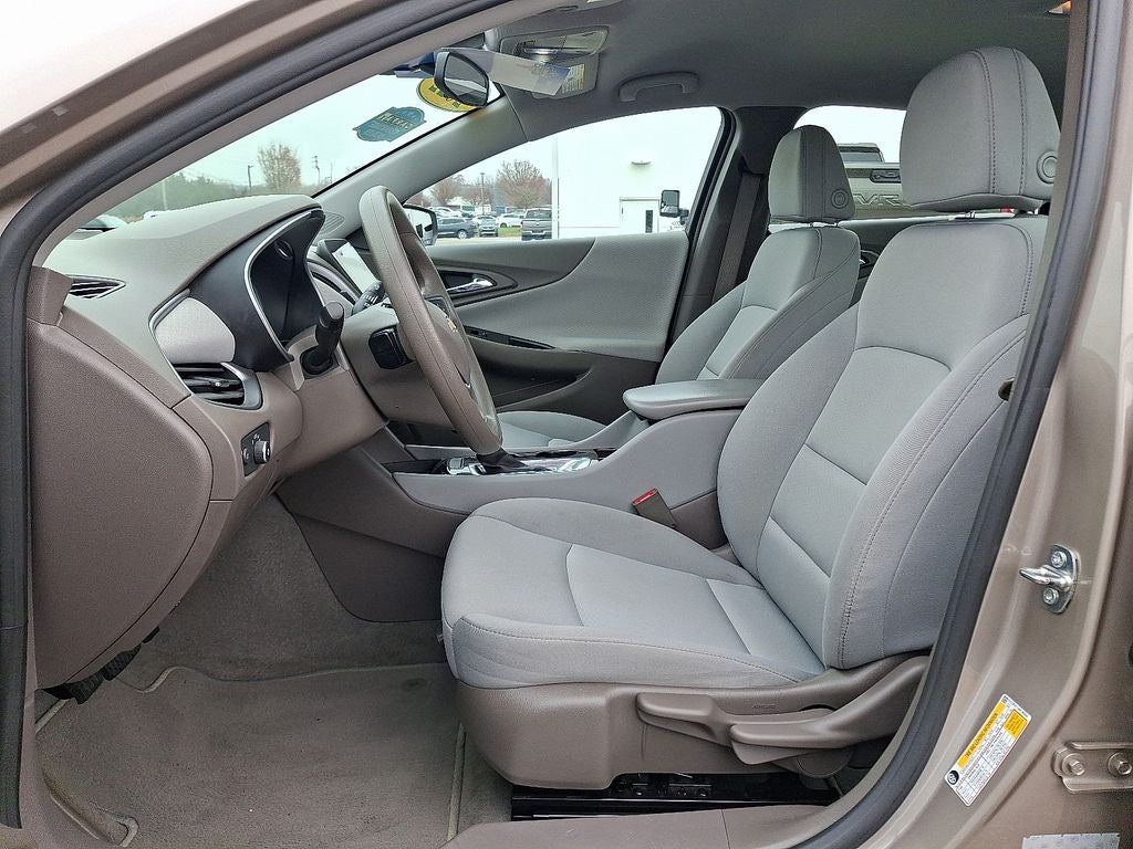 2022 Chevrolet Malibu LS 1LS