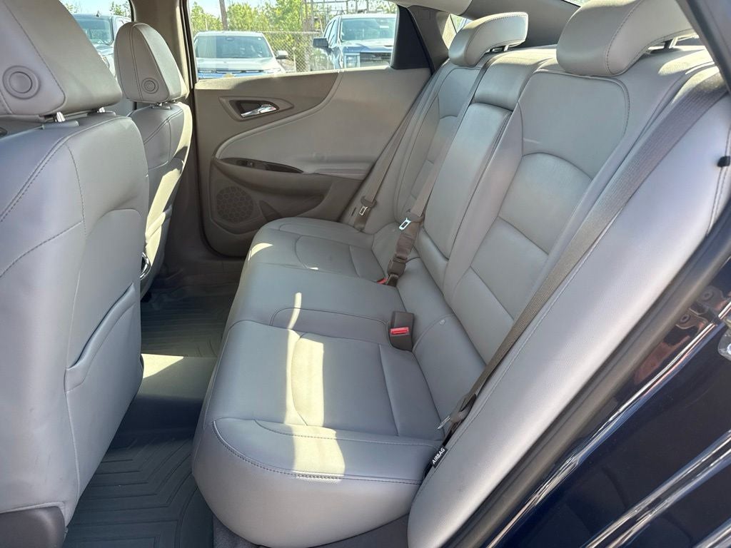 2017 Chevrolet Malibu LT 1LT