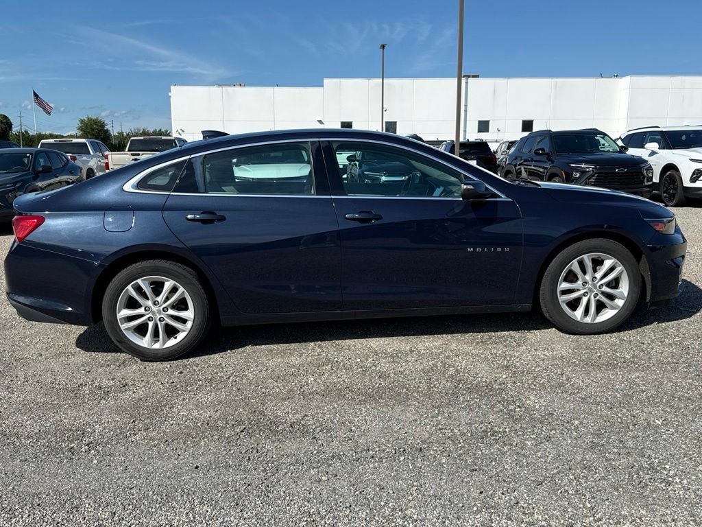 2017 Chevrolet Malibu LT 1LT