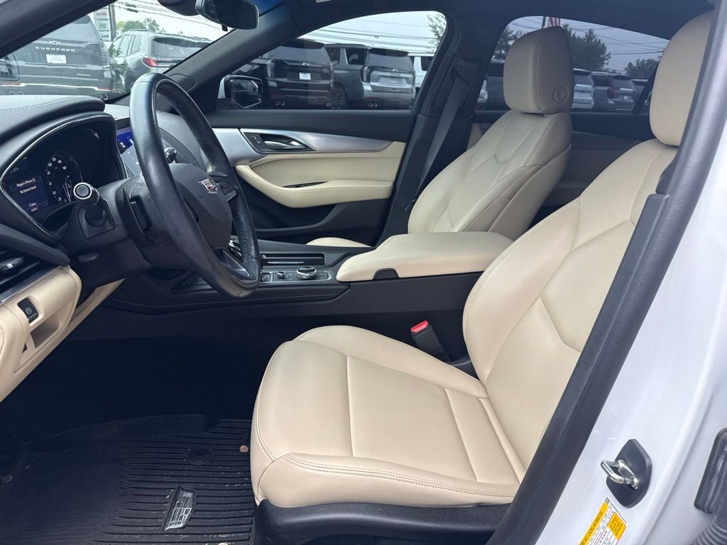 2023 Cadillac CT5 Luxury