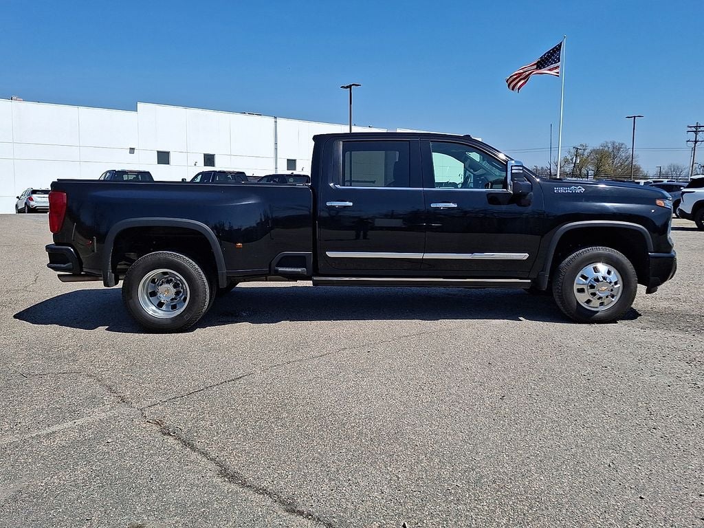 2024 Chevrolet Silverado 3500HD High Country