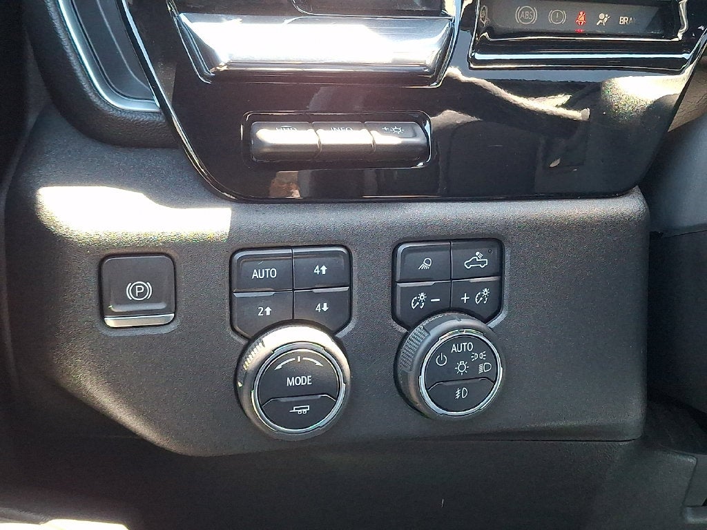 2024 Chevrolet Silverado 3500HD High Country