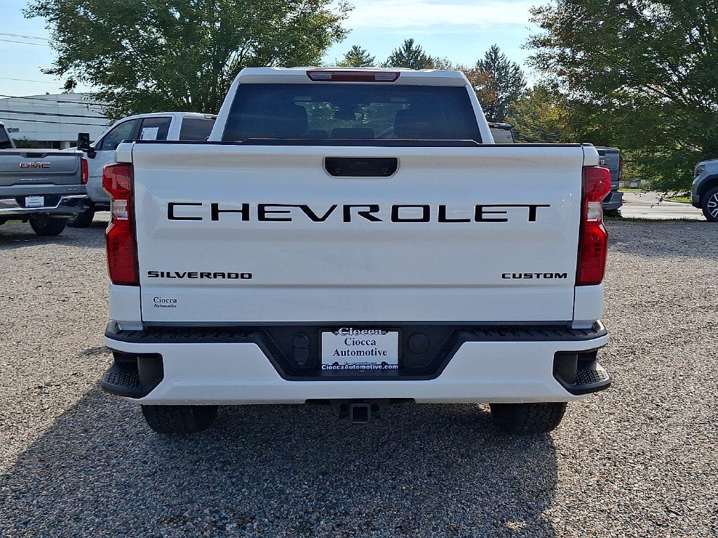 2024 Chevrolet Silverado 1500 Custom