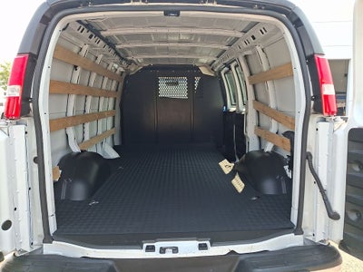 2024 Chevrolet Express 2500 Work Van Cargo