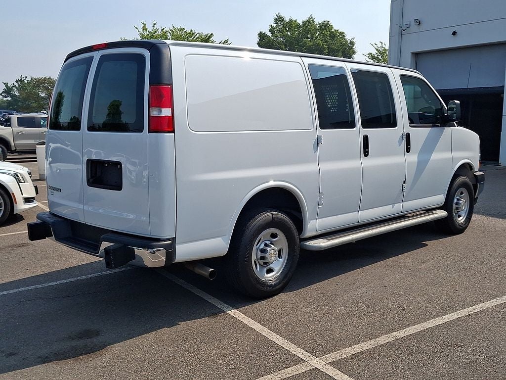2024 Chevrolet Express 2500 Work Van Cargo