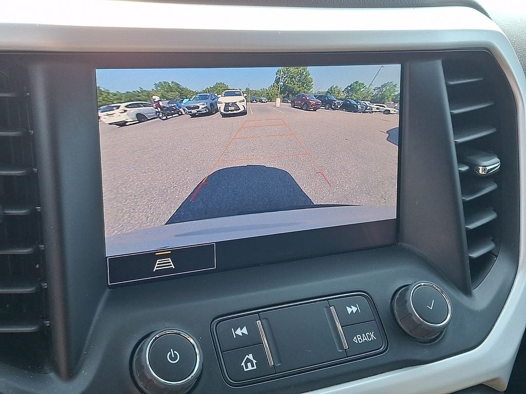 2023 GMC Acadia SLT