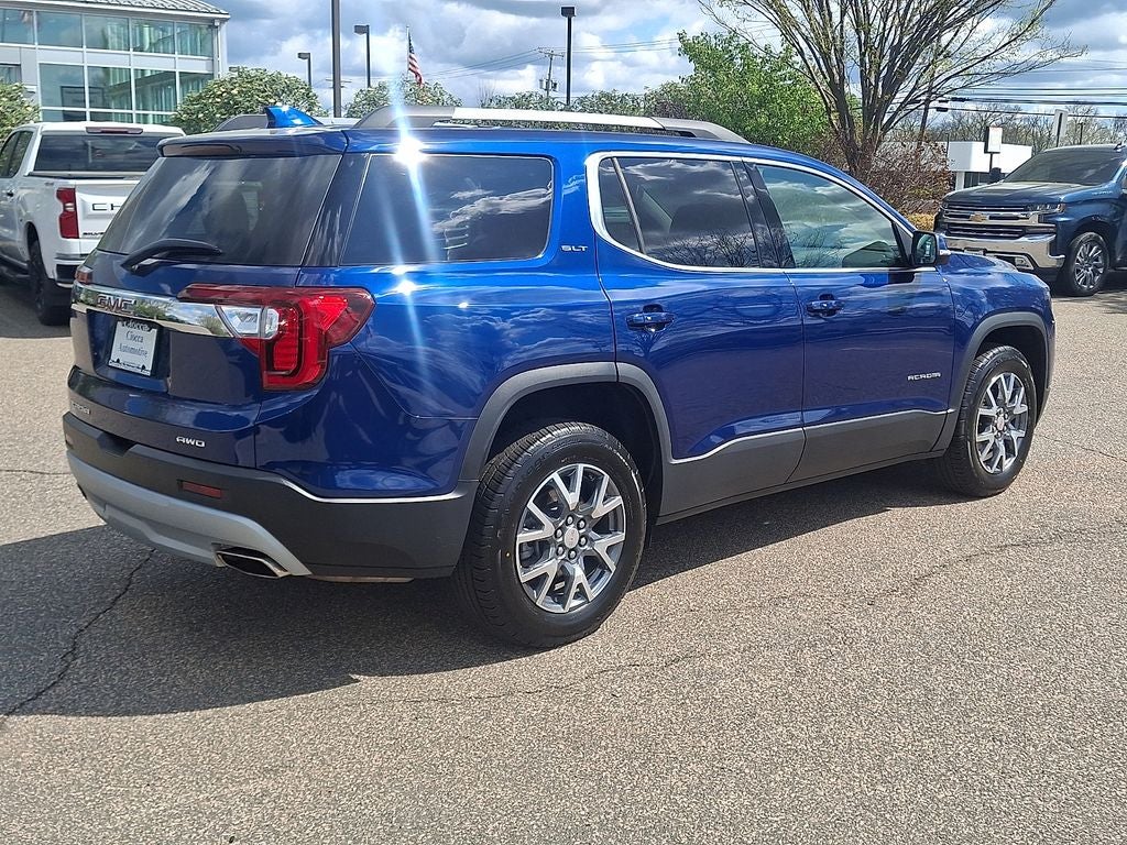 2023 GMC Acadia SLT