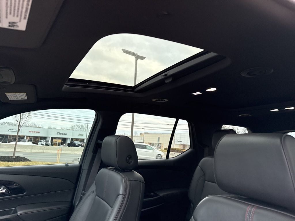 2023 Chevrolet Traverse RS