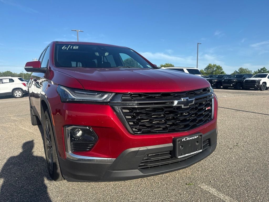 2023 Chevrolet Traverse RS