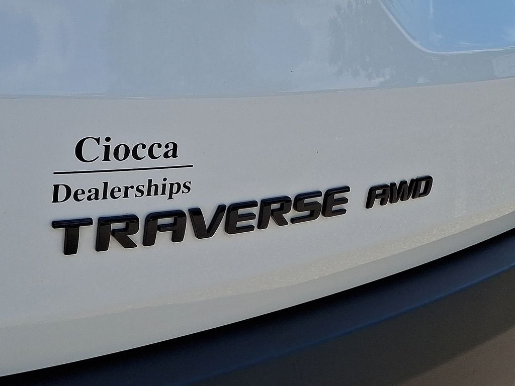 2023 Chevrolet Traverse RS