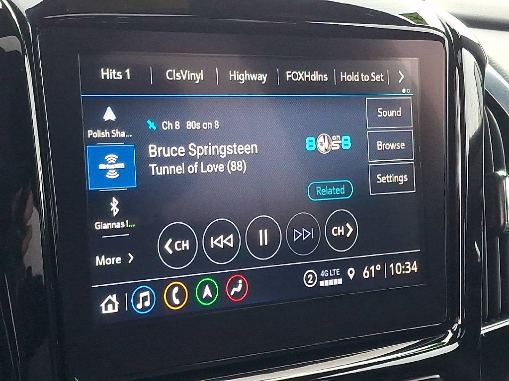 2023 Chevrolet Traverse RS