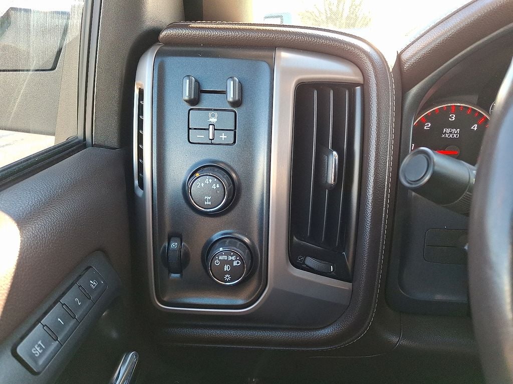 2016 GMC Sierra 2500HD Denali