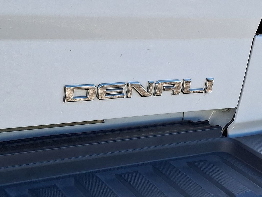 2016 GMC Sierra 2500HD Denali