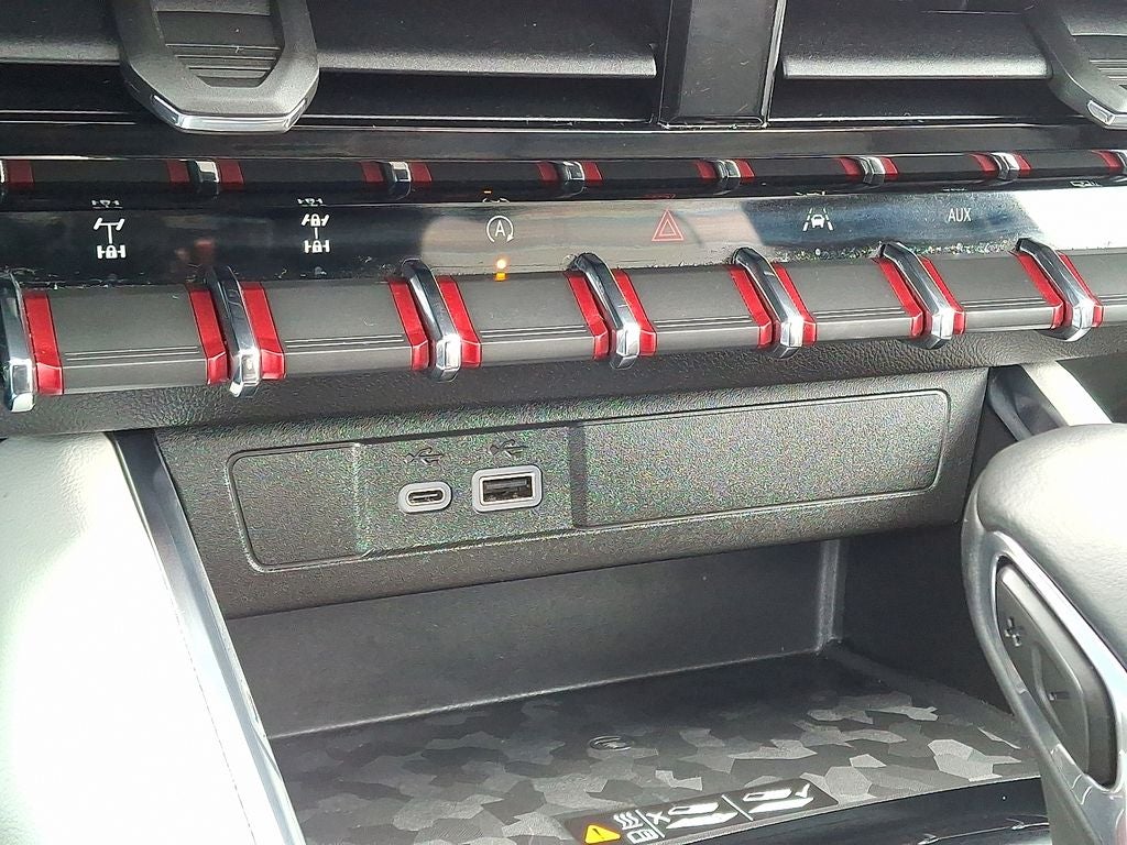 2023 GMC Canyon AT4X