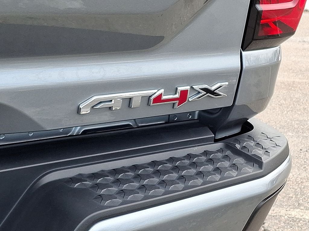 2023 GMC Canyon AT4X