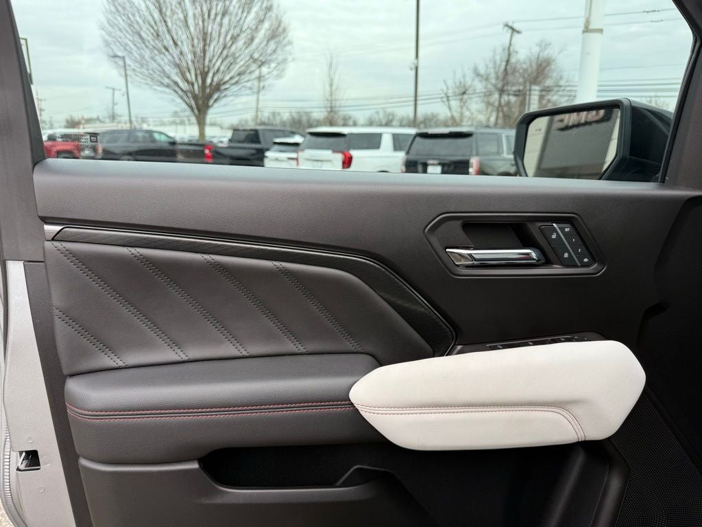 2023 GMC Canyon AT4X