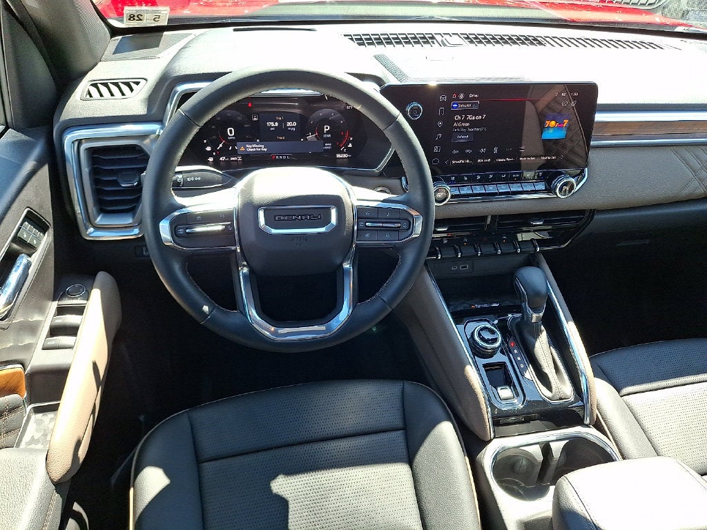 2023 GMC Canyon Denali